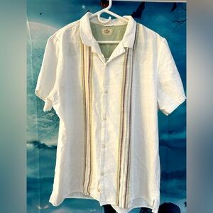 Marine Layer button down, short-sleeved, collard shirt.